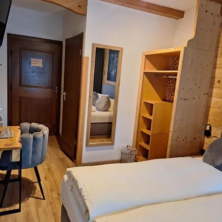 Hotel Post - Garni 3*