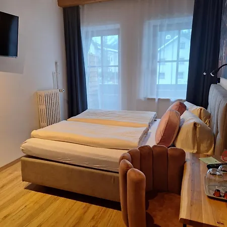 Hotel Post - Garni Lägenhetshotell