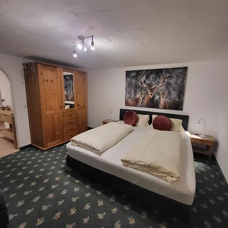 Hotel Post - Garni Lägenhetshotell 3*